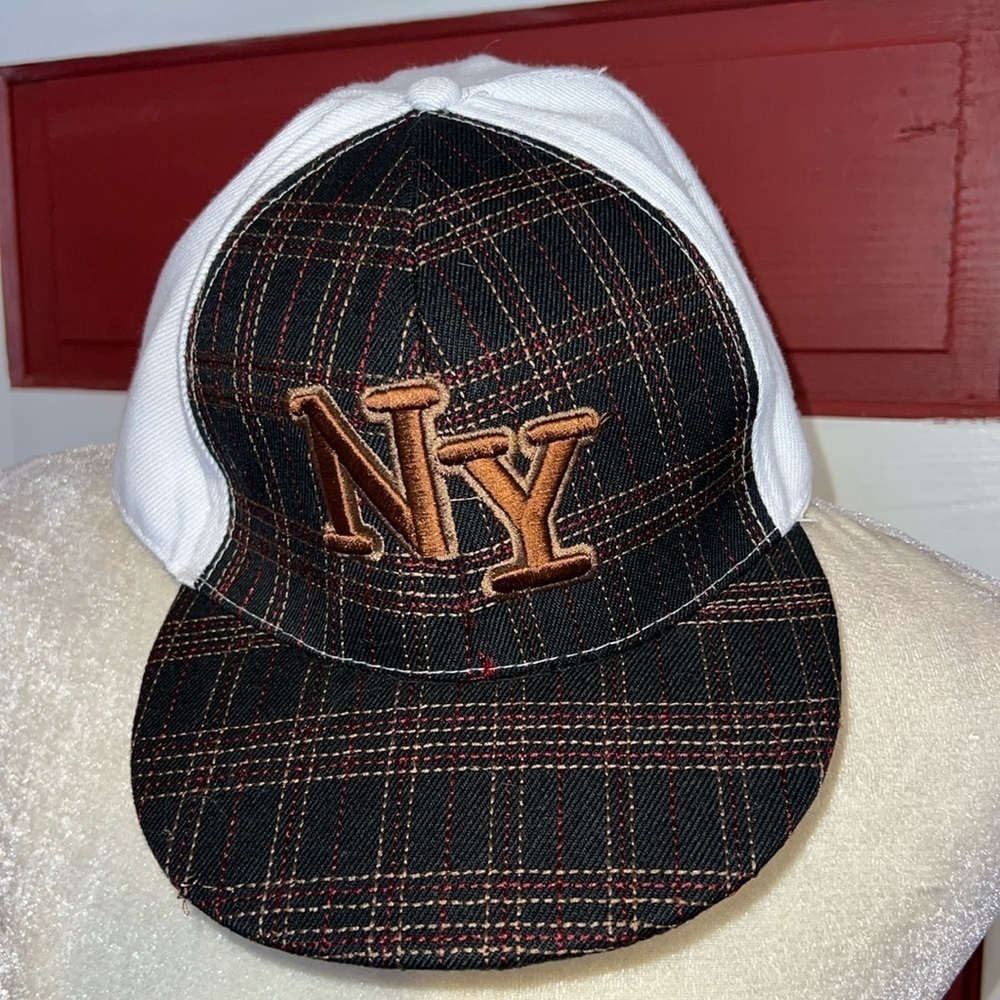 NY Baseball Cap Plaid Size 71/4